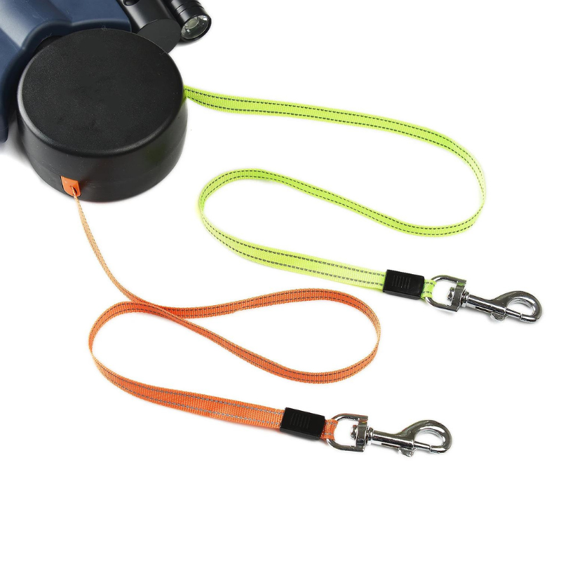 DogFri™ - DoubleLeash: LED-Lys Dobbelt Hoved Indtrækkelig Hundesnor