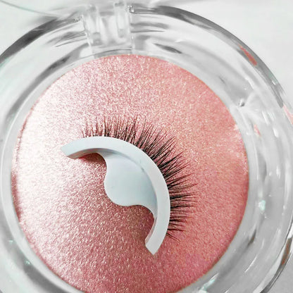VippeFix™ – Din genvej til perfekte vipper Naturligt look eller ekstra fylde – uden lim eller salonbesøg